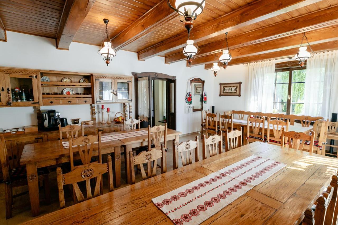 Glodeanca Hotel Eksteriør billede