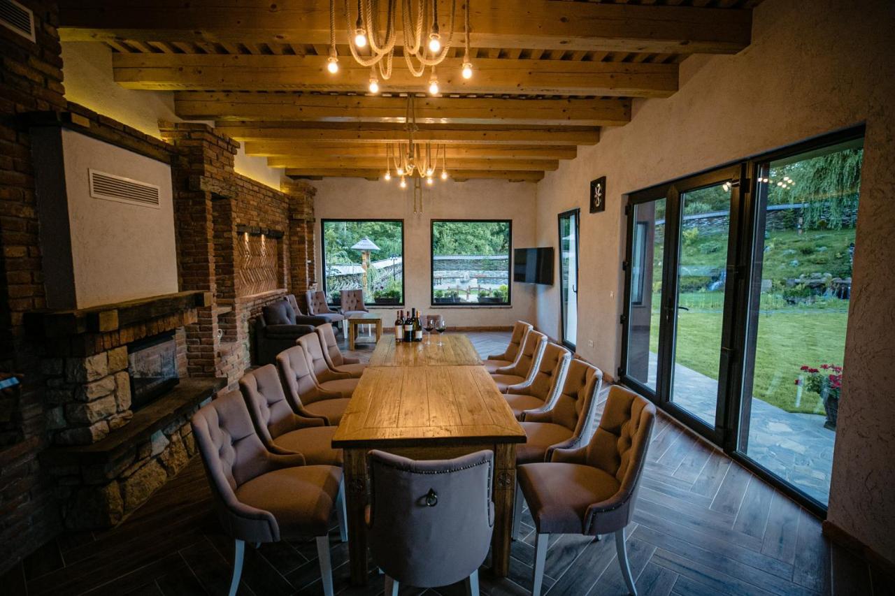 Glodeanca Hotel Eksteriør billede