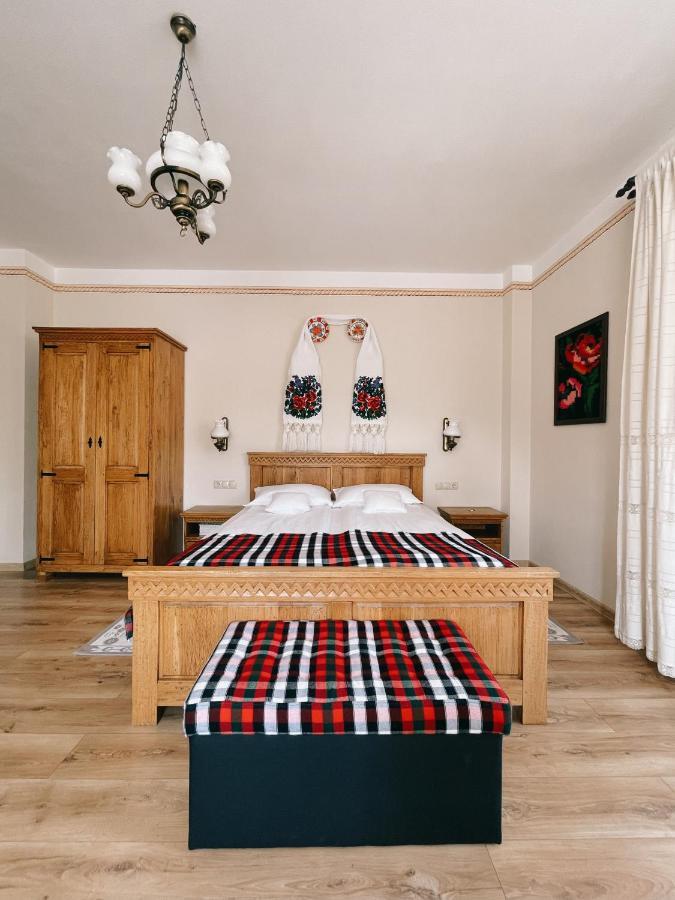 Glodeanca Hotel Eksteriør billede