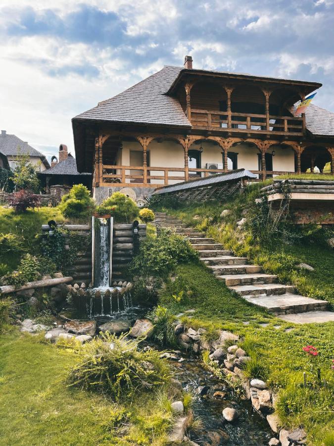 Glodeanca Hotel Eksteriør billede